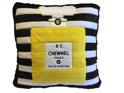 Chic Plush Chewnel No 5 Pet Bed