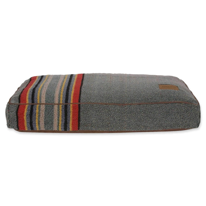 Yakima Gray & Striped Camp Pattern Design Pet Bed